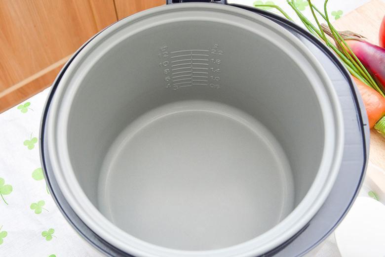 nồi cơm điện sharp 2.2 lít ks-r231stv