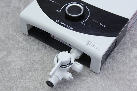 Máy nước nóng Ariston SMC45E-VN 4500W