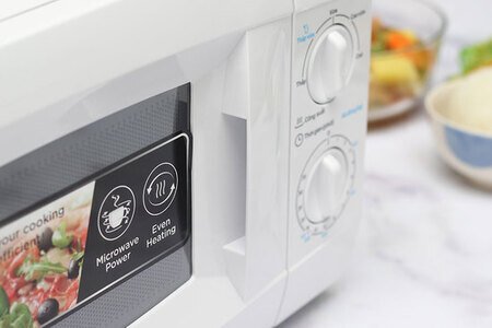 Lò vi sóng Midea MMO-20KE1 20 lít
