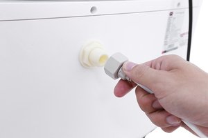 Quạt điều hòa Sunhouse SHD 7768W