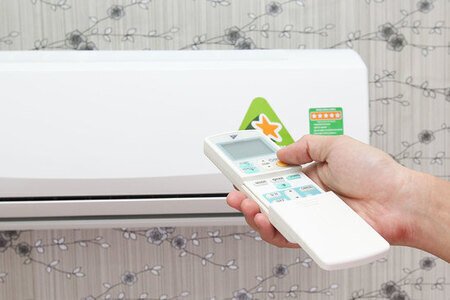 Máy lạnh Daikin Inverter FTKV50NVMV 2.0 HP