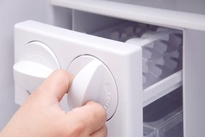 Tủ lạnh Hitachi inverter 365 lít R-VG440PGV3 GBK