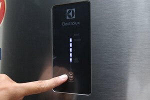 Tủ lạnh Electrolux 349 lít ETE3500AG