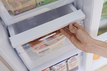 Tủ lạnh Samsung 548 lít RS552NRUA9M/SV