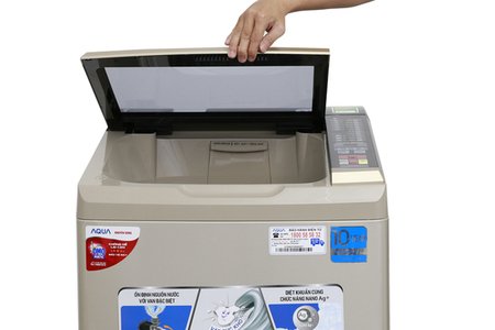 Máy giặt Aqua Inverter 9 kg AQW-D900AT N
