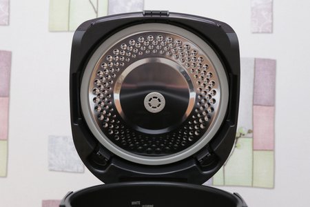 Nồi cơm điện Hitachi 1.8 lít RZ-GHE18