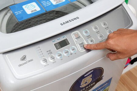 Máy giặt Samsung 7.2 kg WA72H4000SG