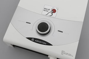 Máy nước nóng Ariston SM45E-VN 4.5KW