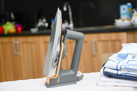 Bàn ủi khô Philips HD1172