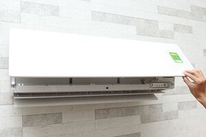Máy lạnh Toshiba Inverter RAS-H13G2KCVP-V 1.5 HP