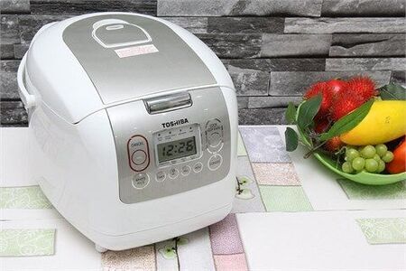 Nồi cơm điện tử Toshiba 1.8 lít RC-18NMFVN(WT)