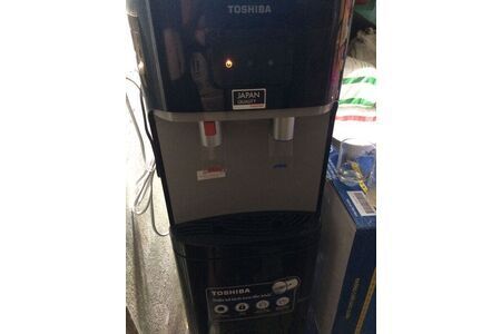 Cây Nước Nóng Lạnh Toshiba RWF-W1664TV(K1)