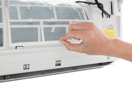 Máy lạnh Electrolux Inverter 1.5 HP ESV12CRR-C2