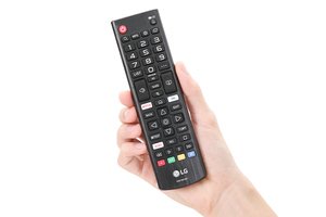 Smart Tivi LG 4K 43 inch 43UN7000PTA