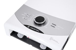 Máy nước nóng Ariston AURES SM45PE SBS VN