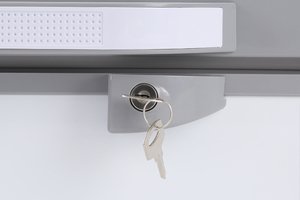 Tủ đông Sanaky 100 lít VH-1599HYK kính cường lực