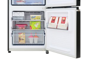 Tủ lạnh Panasonic Inverter 322 lít NR-BV360GKVNE