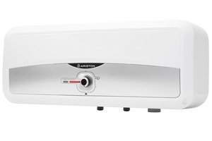 Máy nước nóng gián tiếp Ariston 20 lít 2500W SL2 20 RS 2.5 FE