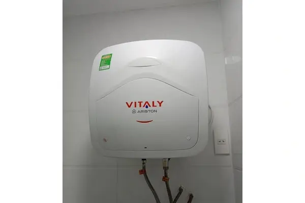 Máy Nước Nóng Gián Tiếp Ariston 15 lít Vitaly 15