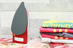 Bàn ủi khô Electrolux EDI1004