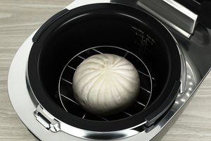 Nồi cơm cao tần Sharp 1.2 lít KS-IH122V-BK