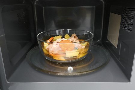 Lò vi sóng có nướng Panasonic NN-GM34JMYUE 23 lít