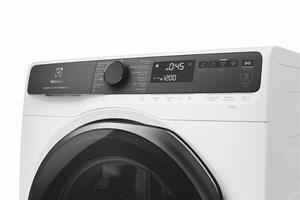 Máy giặt Electrolux UltimateCare 700 Inverter 11 kg EWF1143R7WC