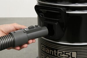 Máy hút bụi công nghiệp Hitachi CV-995HC 24CV CGB