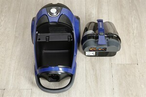 Máy hút bụi dạng hộp Samsung VCC8836V36/XSV