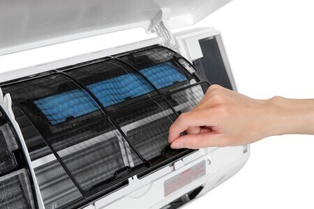 Máy lạnh Daikin Inverter 2 HP FTKF50YVMV Mẫu mới 2025