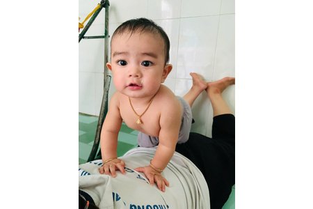 Máy nước nóng trực tiếp Aqua AEI45E-FP3B(VN) - có bơm