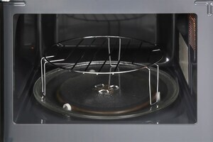 Lò vi sóng có nướng Toshiba 20 lít ER-SGM20(S1)VN