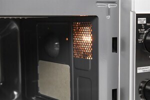 Lò vi sóng có nướng Toshiba 20 lít ER-SGM20(S1)VN