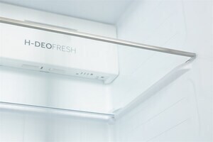 Tủ lạnh Aqua Inverter 646 lít Side By Side AQR-S682XA(SLB)