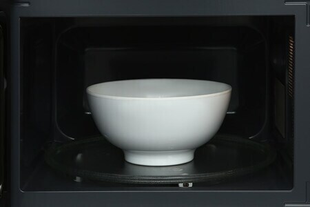 Lò vi sóng có nướng Electrolux 25 lít EMG25D22BM