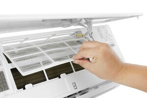 Máy lạnh TCL Inverter 1.5 HP TAC-13CSD/XAB1I