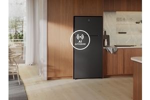 Tủ lạnh Electrolux Inverter 312 lít ETM3100L-B