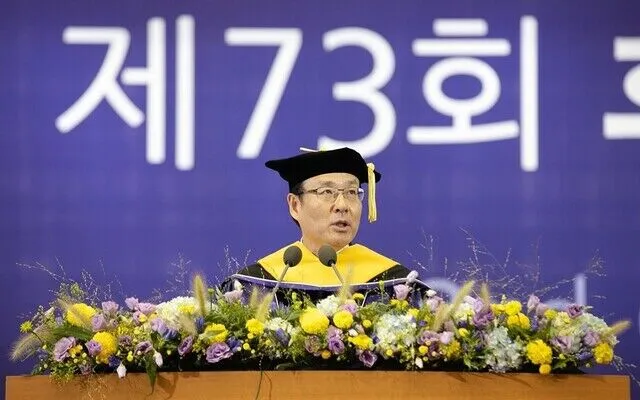 Bài diễn văn lễ tốt nghiệp 2019 trường Đại học Quốc gia Seoul