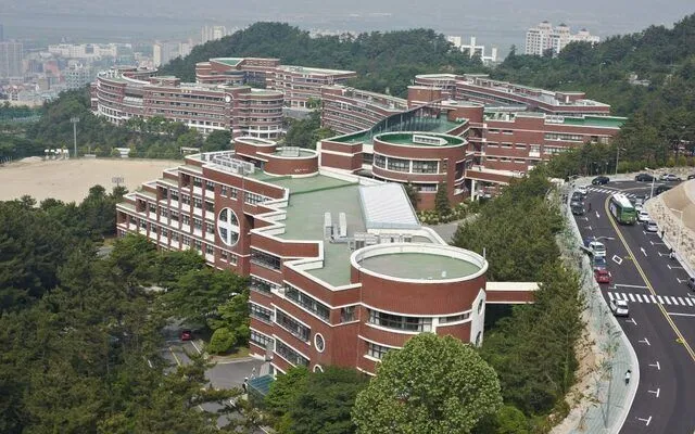 Trường Đại học Silla Hàn Quốc – 신라대학교