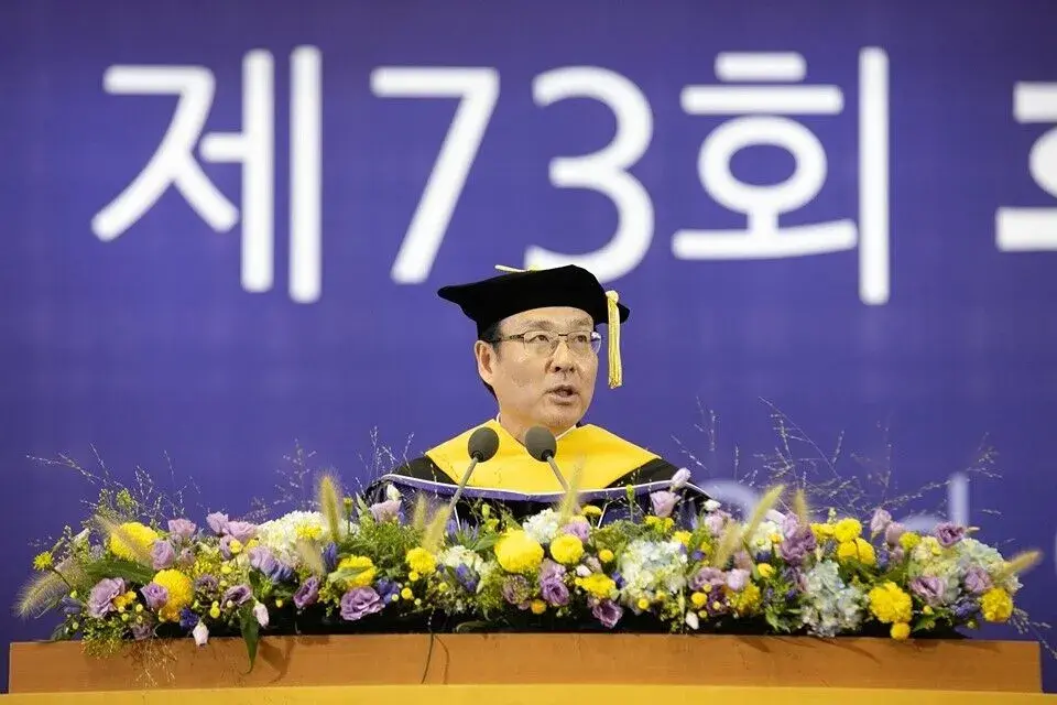 bai-dien-van-le-tot-nghiep-2019