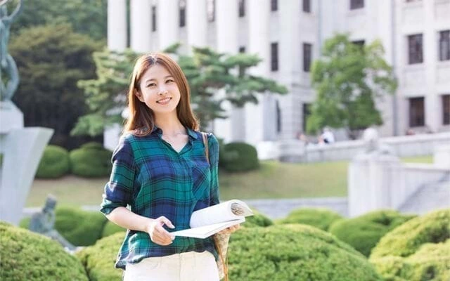 Lớp luyện thi Topik