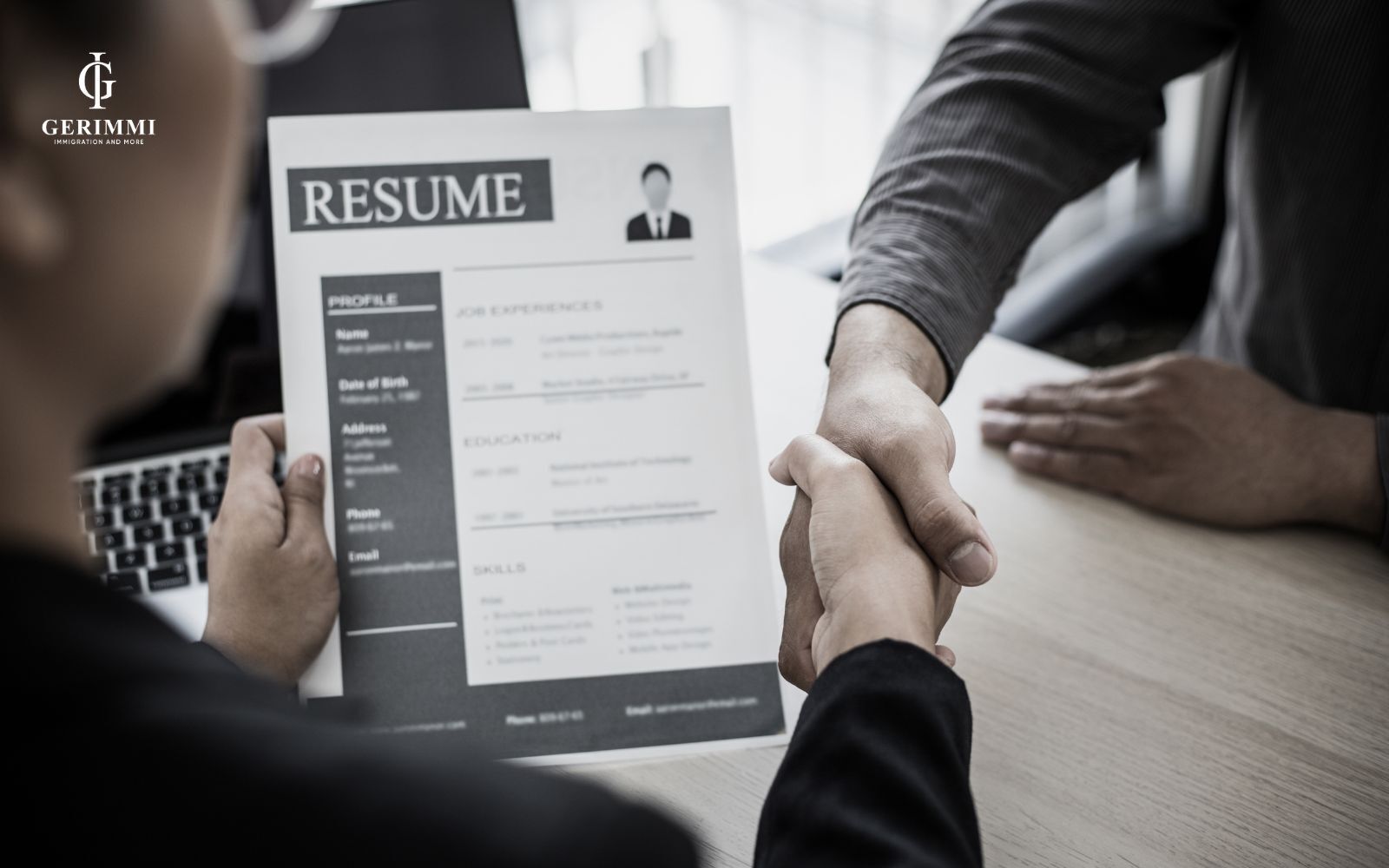 Làm thêm khi du học được bao nhiêu? Có đủ trả sinh hoạt phí?