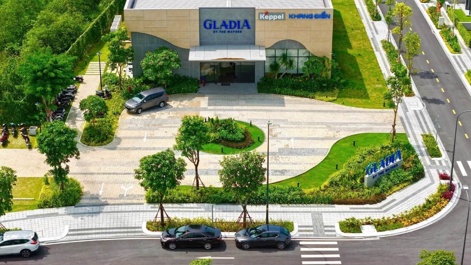 Gladia by the Waters