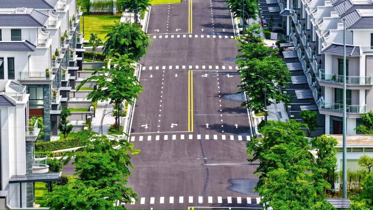 Gladia by the Waters