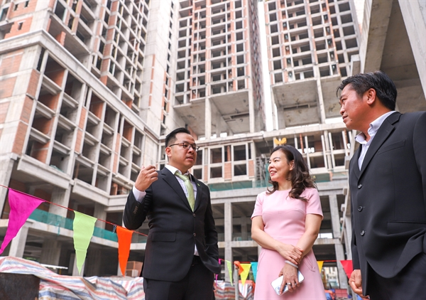 novaland, tpbank và ricons hợp sức đẩy nhanh hoàn thiện the grand manhattan