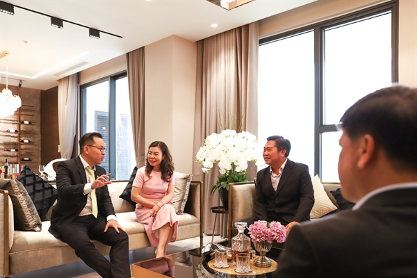 novaland, tpbank và ricons hợp sức đẩy nhanh hoàn thiện the grand manhattan