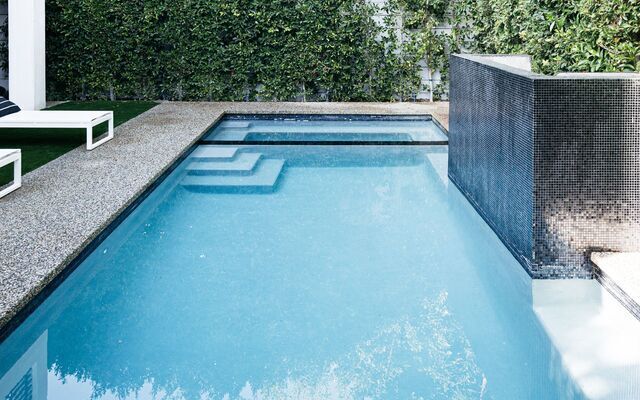 Hồ bơi gia nhiệt