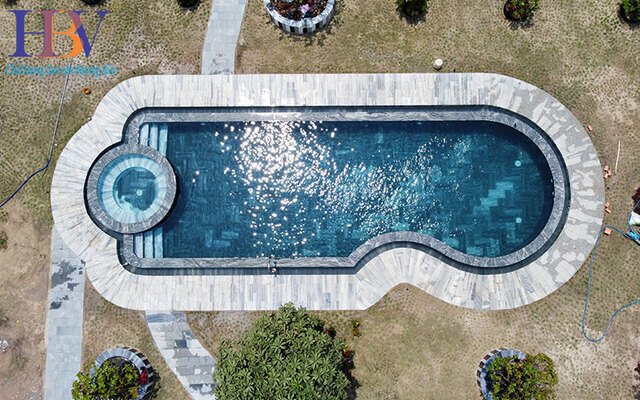 Làm hồ bơi cho gia đình sử dụng nên hay không?