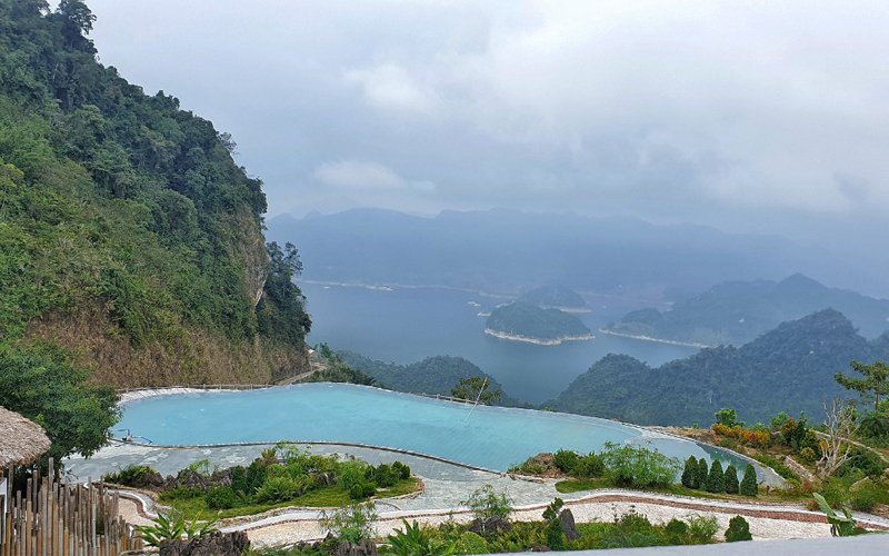 hồ bơi vô cực
