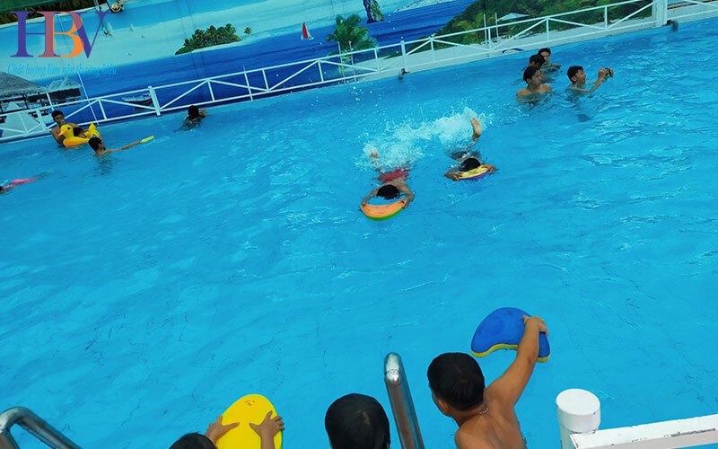 be-boi-kinh-doanh-cua-chi-trang-phong-dien-can-tho-2